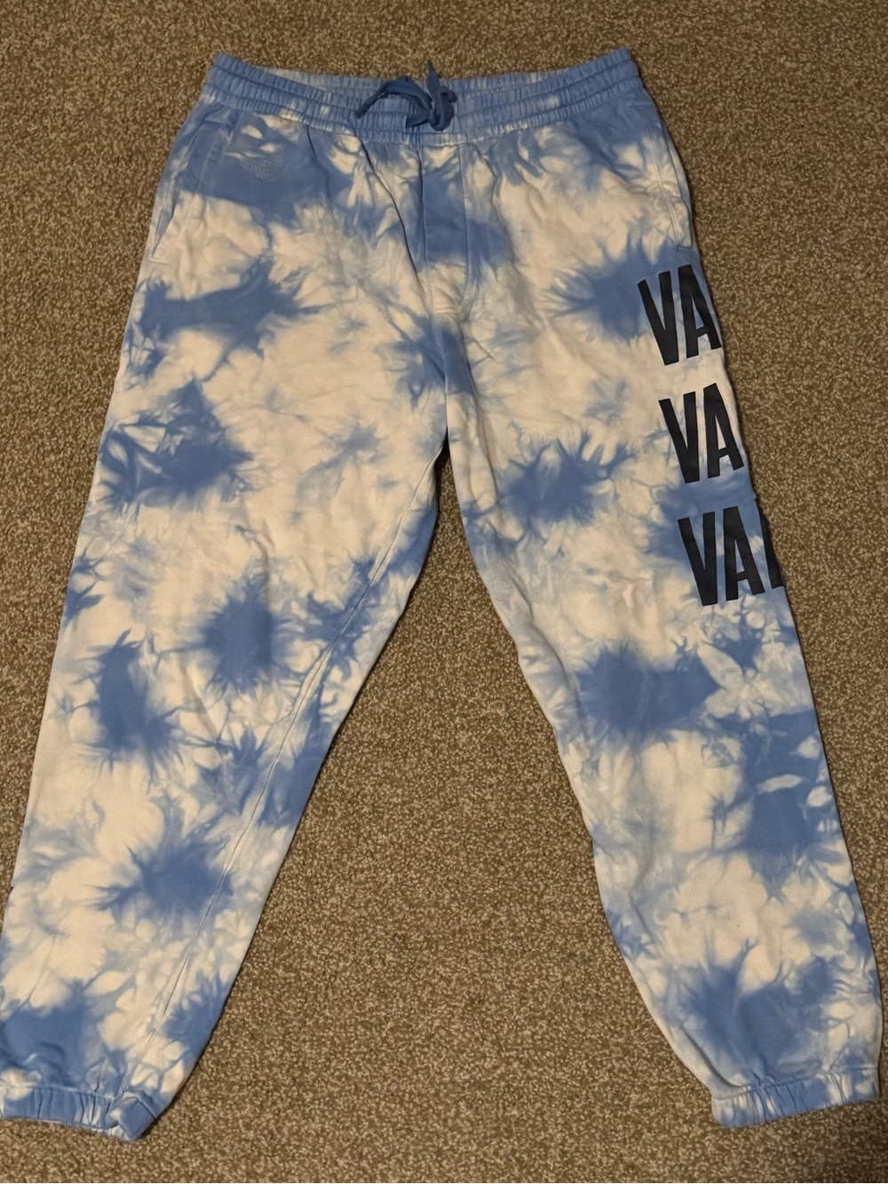 VANS Joggers. - Picture 2 of 5